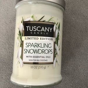 Tuscany White Candle Sparkling Snowdrops